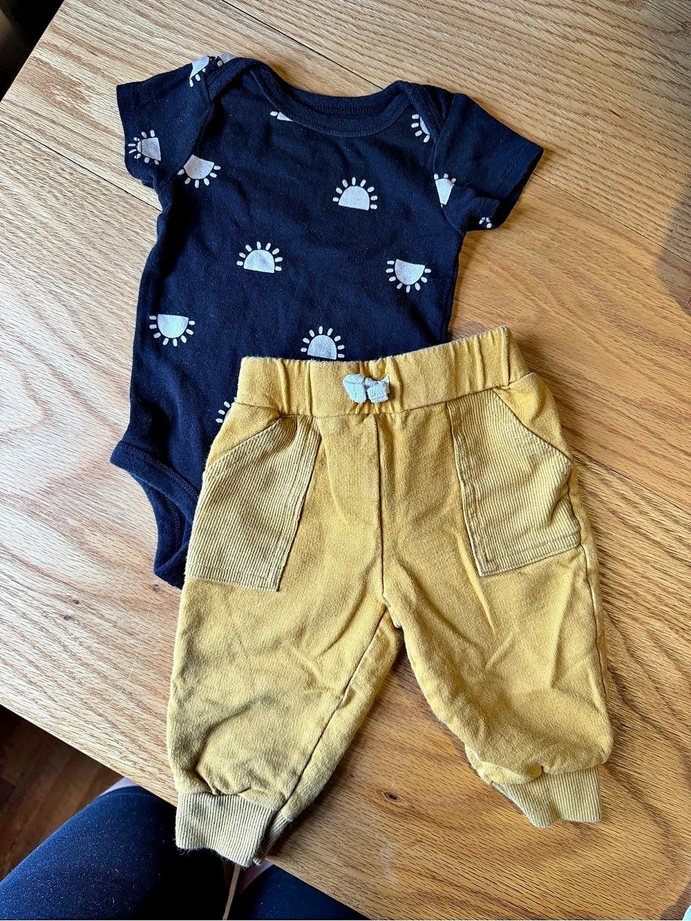 Modern Moments Baby Sun Print Outfit 3-6M